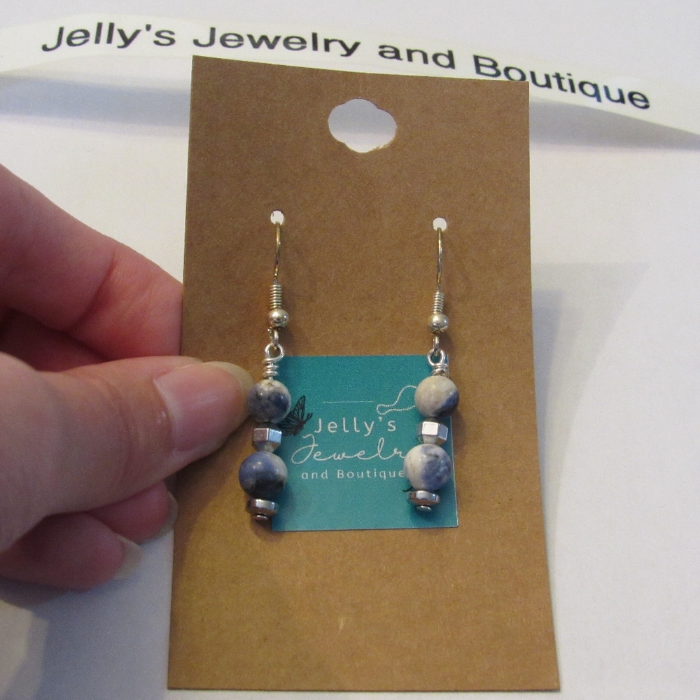 Jelly's Jewelry and Boutique Handcrafted, NWT, Natural Stone & Hematite Earring